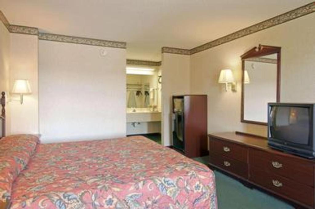 Days Inn & Suites By Wyndham Fort Valley Exteriér fotografie