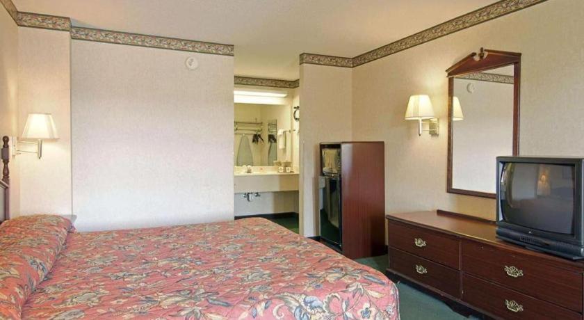 Days Inn & Suites By Wyndham Fort Valley Exteriér fotografie
