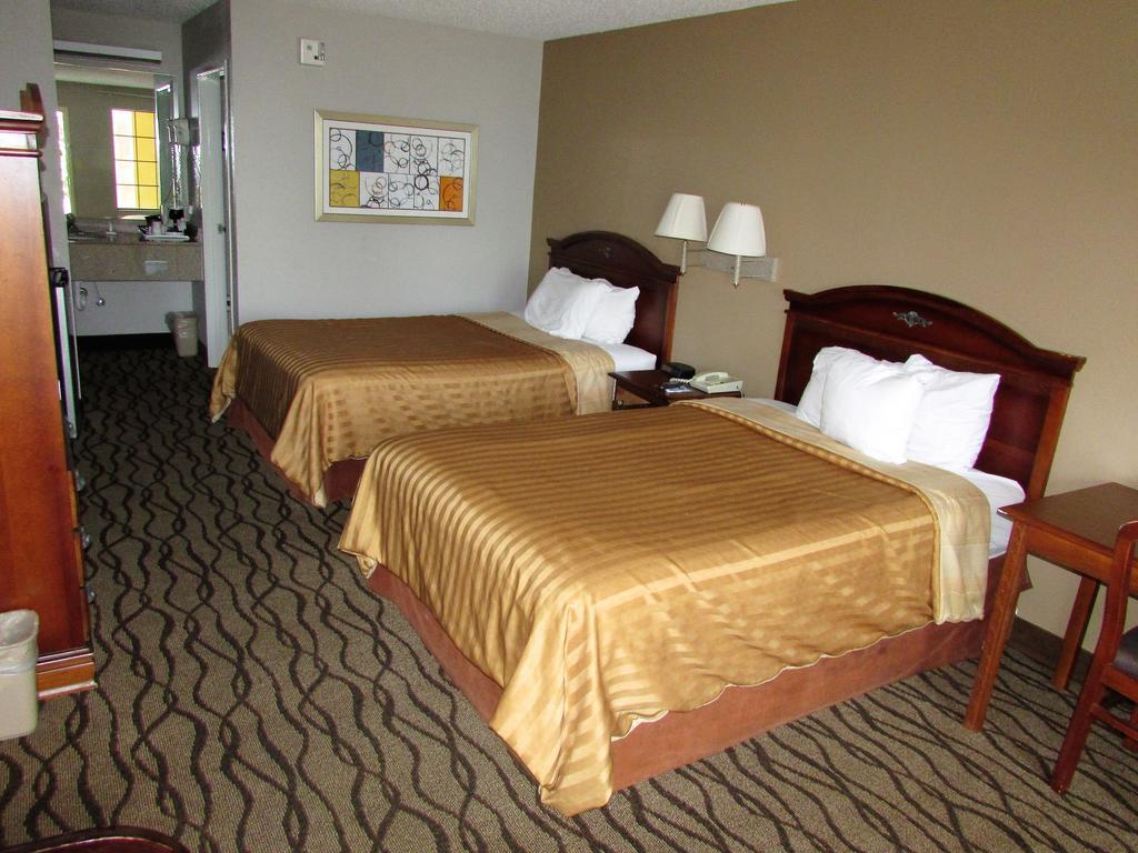 Days Inn & Suites By Wyndham Fort Valley Exteriér fotografie